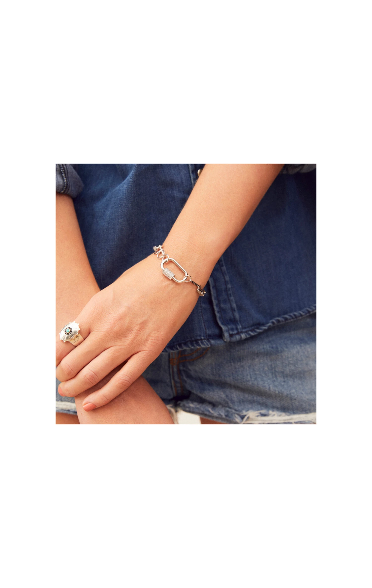 Lien Clare 09 6 Lien Clare 09 – Image 4